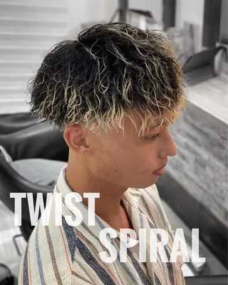 ショート カラー パーマ メンズ TOP by threenine所属・🔥メンズ特化🔥 谷口力哉のヘアスタイル