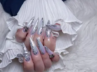 ネイル ☁️Yun nail Rin☁️のネイルデザイン