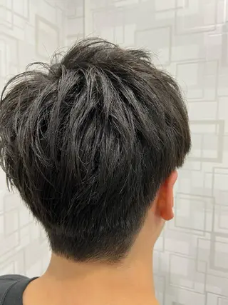 ショート カットパーマ✂️ 小坂田玲亜のヘアスタイル