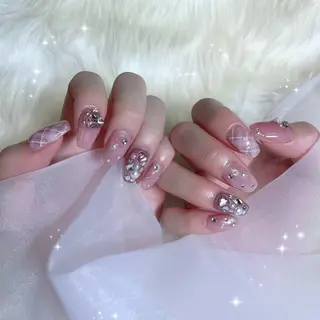ネイル アイラッシュサロン新宿所属・_Nail_ Amiのネイルデザイン