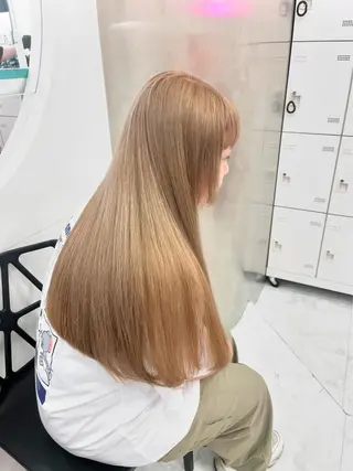 ロング 渋谷🥇透明感カラー 特化美容師のヘアスタイル