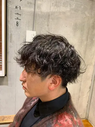 パーマ メンズ ツイストスパイラル 波巻き🩵片平和香奈のヘアスタイル