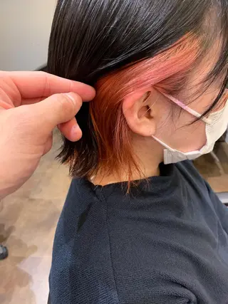 ショート カラー 伊藤 裕貴のヘアスタイル