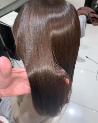 ロング ミヤザキ コージのヘアスタイル
