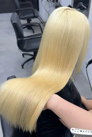 カラー 蔭山 ゆきなのヘアスタイル