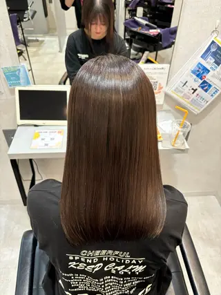 ミディアム 河角 咲良のヘアスタイル