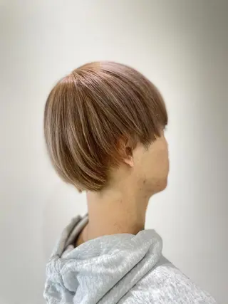 メンズ カラー トップスタイリスト 桂　嵩太のヘアスタイル