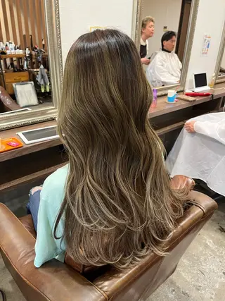 ロング 🫧ベージュカラー× レイヤー🫧HARUのヘアスタイル