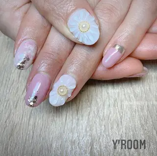 ネイル YUKA （ネイリスト）のネイルデザイン