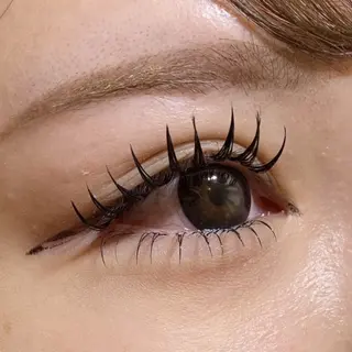マツエク・マツパ eyelash salon Lys tenjin所属・Lys tenjinのマツエク・マツパデザイン