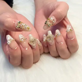 ネイル adorable 〈Kurumi〉のネイルデザイン