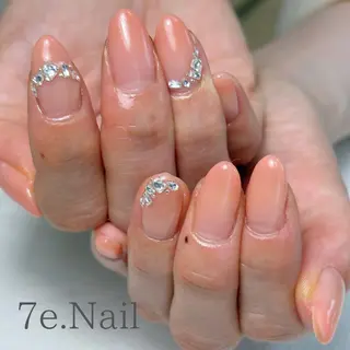 ネイル 7e. Nailのネイルデザイン