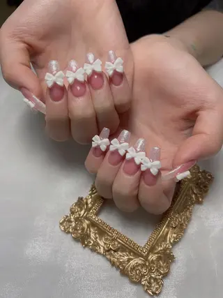 ネイル Anna Yayoi 💫のネイルデザイン