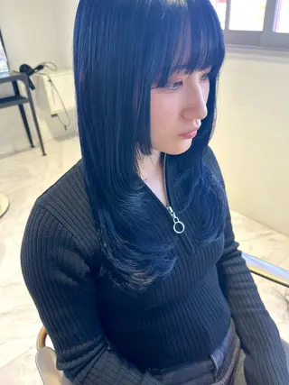 ロング カラー 小谷野 真優のヘアスタイル