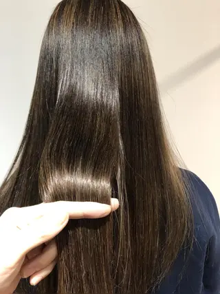 ロング カラー 青野 文香のヘアスタイル