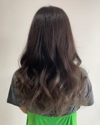 ロング カラー 🍑🧋ハイトーン 暖色カラーlucaのヘアスタイル