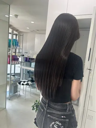 ロング ya₥a/メンズカッ ト/透明感カラーのヘアスタイル