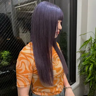 カラー ヒガシ サヨのヘアスタイル