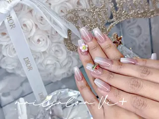 ネイル ✨Nailsalon Vi+✨のネイルデザイン