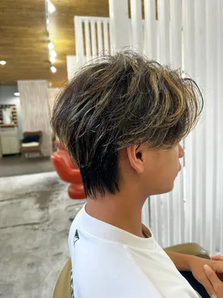 ミディアム パーマ メンズ 椎木 琉聖のヘアスタイル