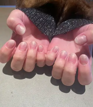 ネイル 藤井 里緒奈のネイルデザイン