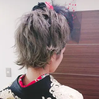 ショート カラー ヘアアレンジ 顔まわりデザイン🌿 ふじこのヘアスタイル
