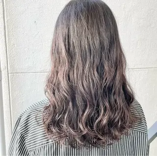 パーマ ウラスギ アカリのヘアスタイル