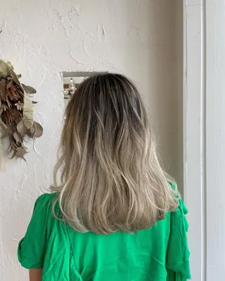 ミディアム カラー 🌸小掛🌸 豊橋外国人風カラーのヘアスタイル