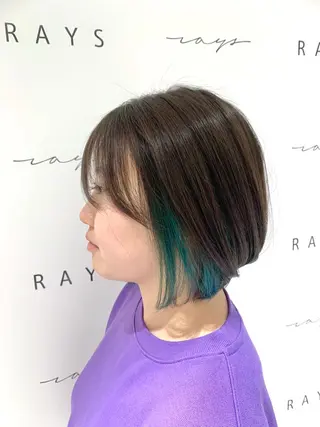 ミディアム ハニーバイ コードのヘアスタイル