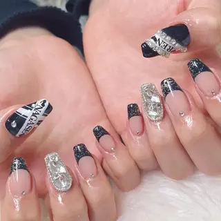 ネイル BLITZ🫶 りなのネイルデザイン