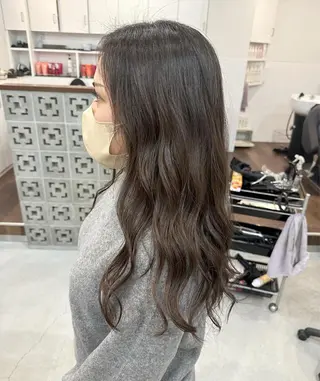 ロング カラー カイリ /レイヤーカットのヘアスタイル