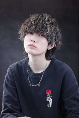 ミディアム カラー パーマ メンズ 💎ブリーチ/パーマ /新宿/モリオのヘアスタイル