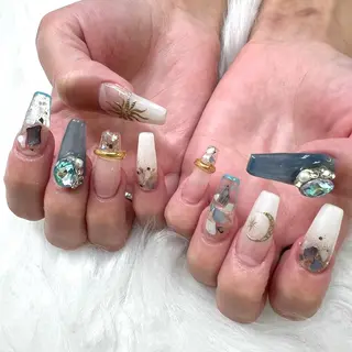 ネイル I. AYUMIのネイルデザイン