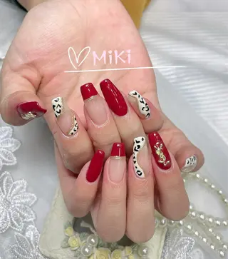 ネイル 🦋 MiKi 🦋 ネイルサロンのネイルデザイン