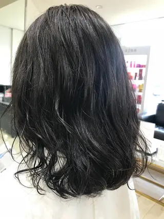 ミディアム カラー パーマ Adachi Fujikoのヘアスタイル