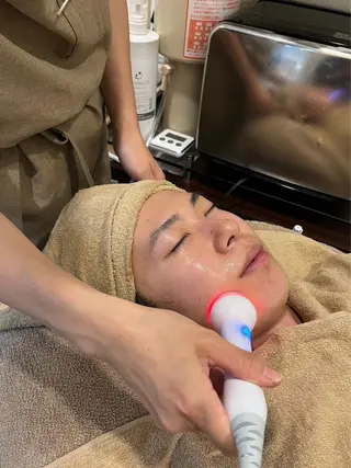 メンズ XXXY'S COLOR FEEL facial & nail所属・サイズカラーフィール おまみのエステ・リラクイメージ