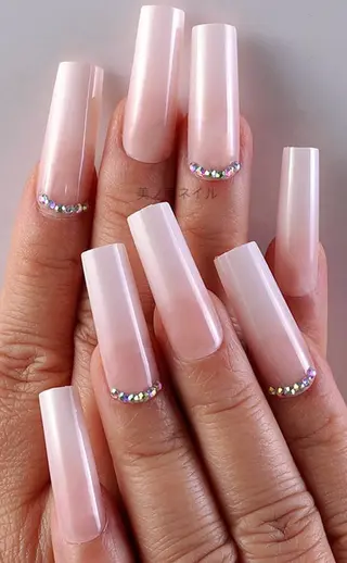 ネイル minoannail Yのネイルデザイン