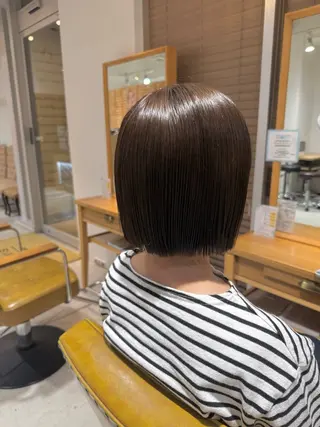 ショート カラー 鈴木弥月/透明感カラ ー/ボブ/髪質改善のヘアスタイル