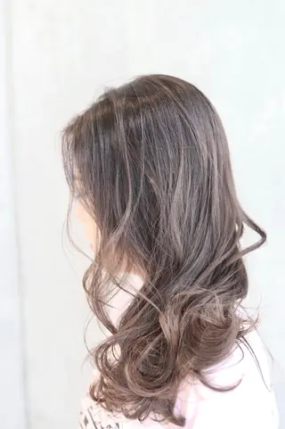 ロング カラー アドミラルYoshi oのヘアスタイル