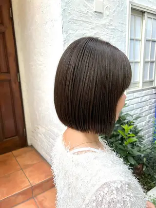 ショート カラー 🥀韓国ヘア🥀 宮津真菜のヘアスタイル