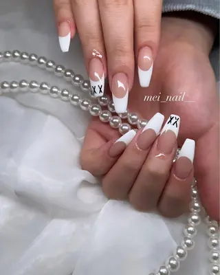 ネイル est nail所属・永山 芽生子のネイルデザイン