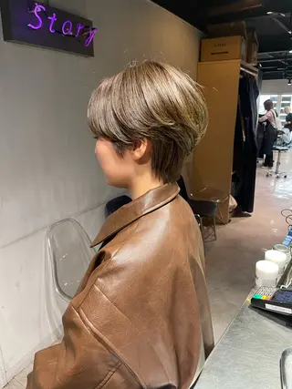 ショート カラー 🦋ハイトーンボブ ショート🦋トシキのヘアスタイル