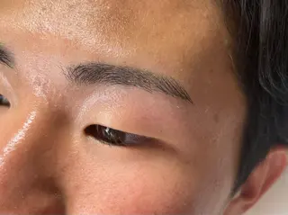 アイブロウ private salon eyes所属・アイブロウリスト いるのマツエク・マツパデザイン