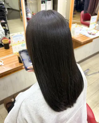 ロング HITSTUDIO ハルカのヘアスタイル