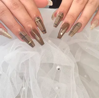 ネイル Emma Jewel🏛️♡のネイルデザイン