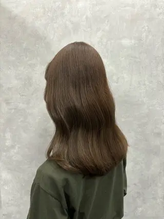 ミディアム NUMBER 天王寺YUYAのヘアスタイル