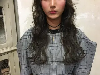 ロング カラー 森 早希絵のヘアスタイル