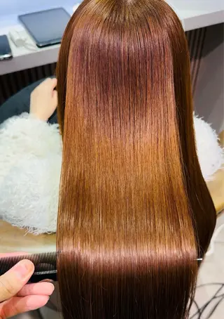 カラー 大平 愛弥のヘアスタイル