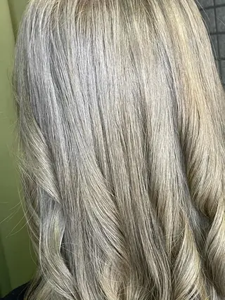 ロング カラー EYEstylist ·ai MOERIのマツエク・マツパデザイン