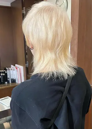 ショート カラー 髪質改善カラー ケアブリーチ/タムのヘアスタイル